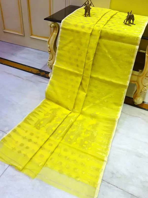 Hand_Woven_Cotton_Muslin_Jamdani_Saree_In_Basanti_Yellow_And_Gold