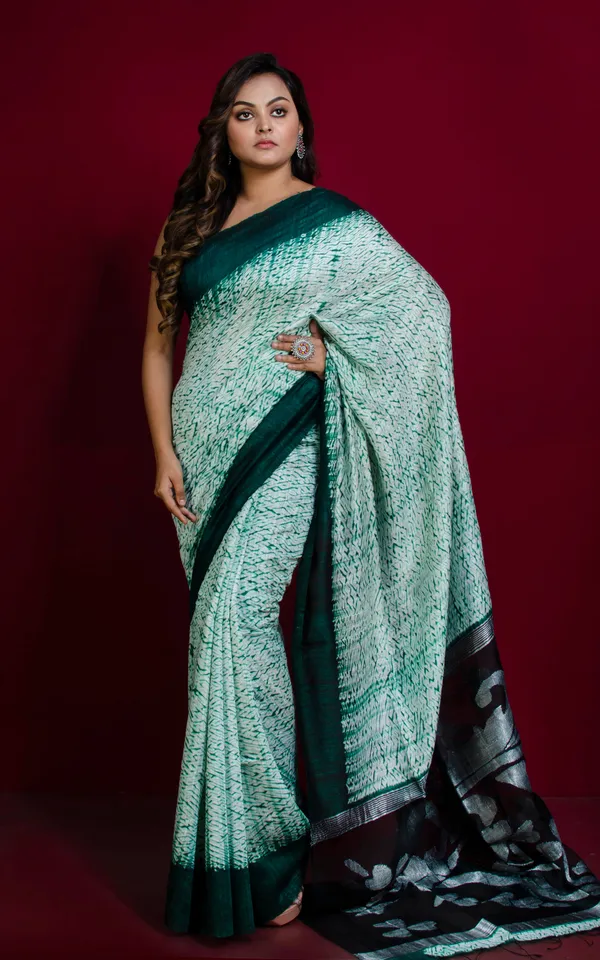 Pure_Handloom_Matka_Shibori_Jamdani_Saree_In_Off_White_And_Green