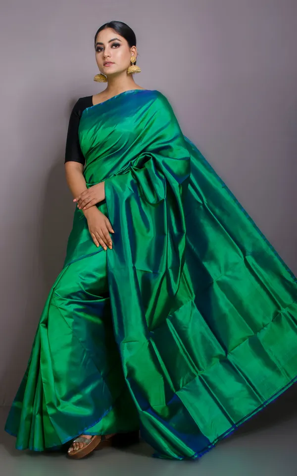 Soft_Woven_Bishnupuri_Katan_Silk_Saree_In_Green