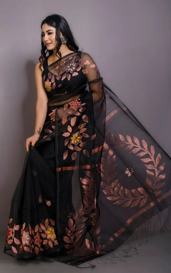Authentic_Soft_Silk_Muslin_Jamdani_Saree_In_Jet_Black_Copper_And_Multicolor_Meenakari_Work