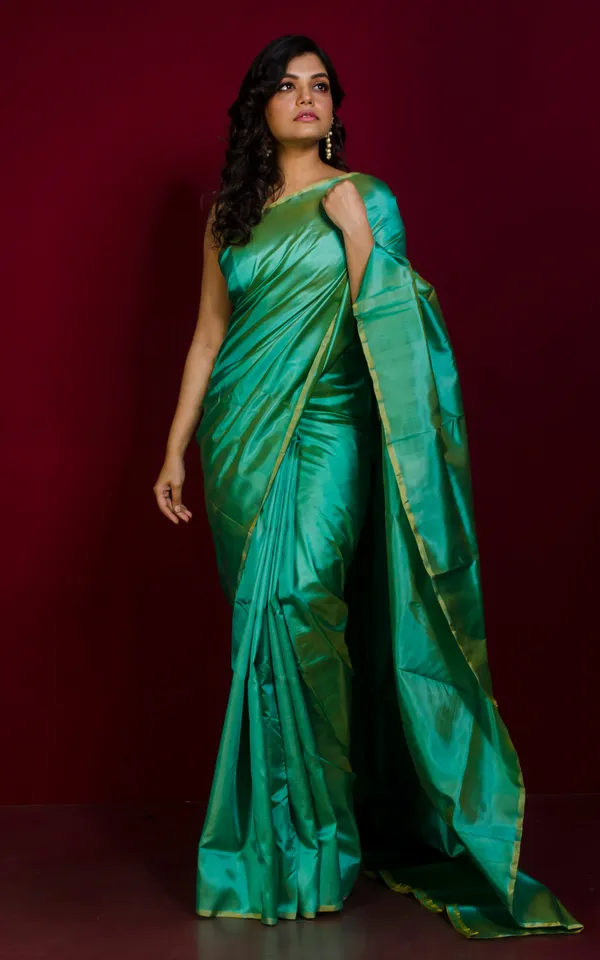 Soft_Woven_Bishnupuri_Dual_Tone_Katan_Silk_Saree_In_Sea_Green