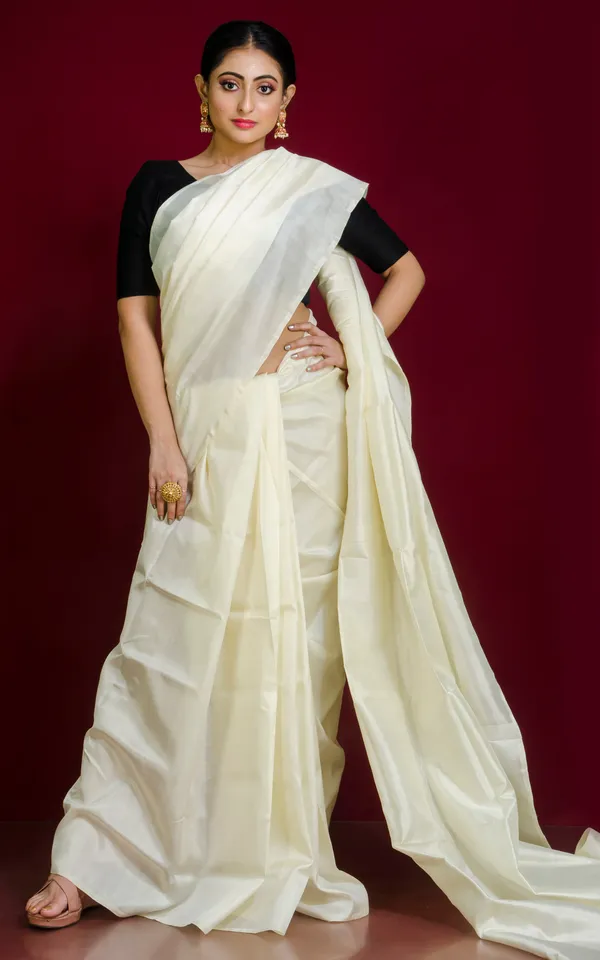 Soft_Woven_Bishnupuri_Katan_Silk_Saree_In_Chiffon_White