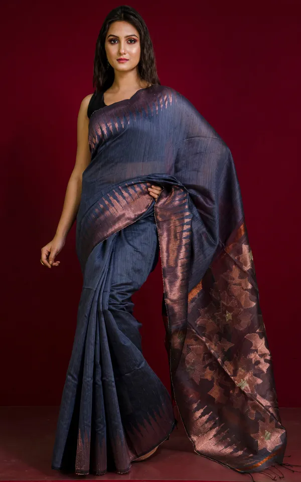 Crowned_Temple_Border_Matka_Tussar_Silk_Jamdani_Saree_In_Slate_Grey_And_Copper_Zari_Work