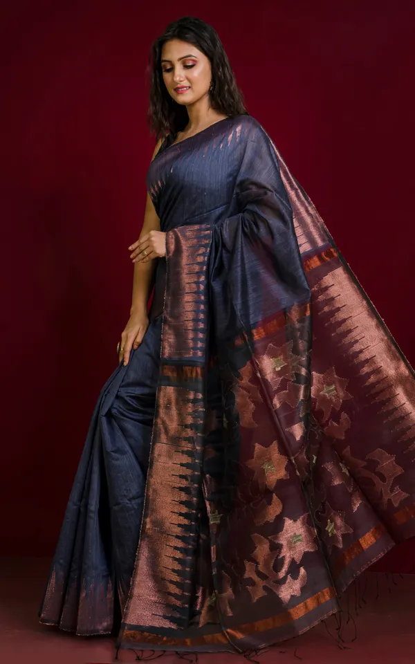 Crowned_Temple_Border_Matka_Tussar_Silk_Jamdani_Saree_In_Slate_Grey_And_Copper_Zari_Work
