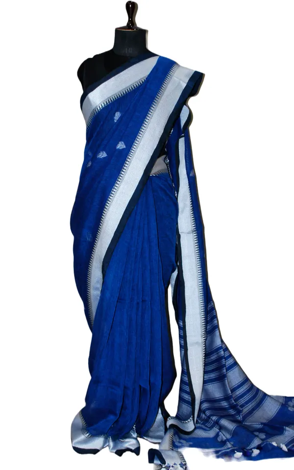 Premium_Quality_Traditional_Linen_Jamdani_Saree_In_Denim_Blue_And_Off_White