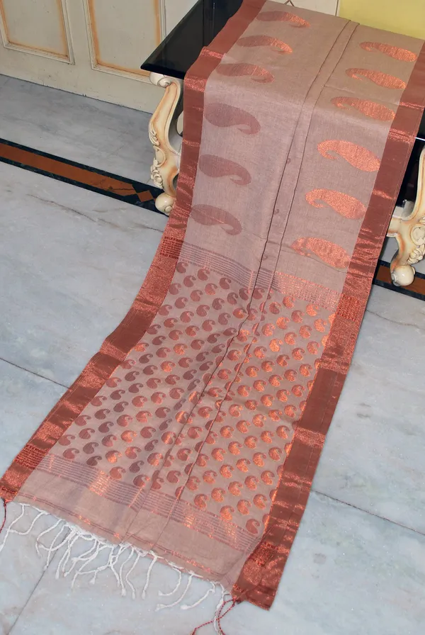 Premium_Quality_Double_Warp_Soft_Pure_Cotton_Saree_In_Beige_And_Copper_Zari_Work