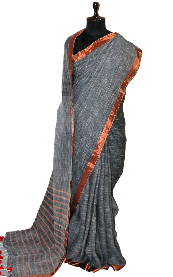 Smart_Linen_Saree_With_Stripe_Pallu_In_Steel_Grey_Off_White_And_Copper_Zari