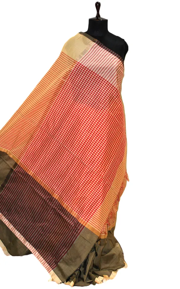 Maheshwari_Cotton_Silk_Saree_In_Parmesan_Red_And_Charcoal_Black