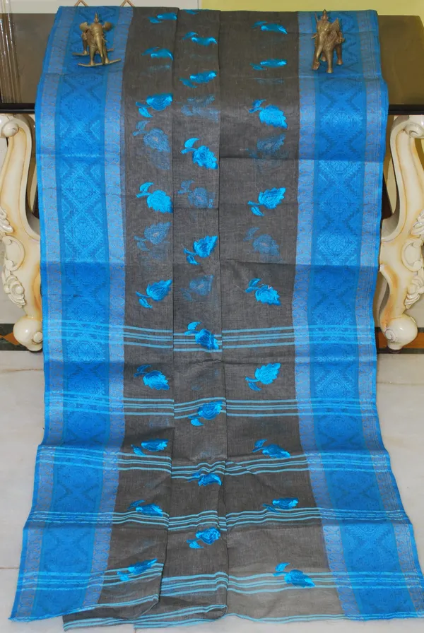 Bengal_Handloom_Cotton_Saree_With_Leaf_Motif_Embroidery_Work_In_Dark_Grey_And_Blue