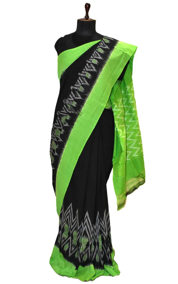 Soft_Mercerized_Cotton_Ikkat_Pochampally_Saree_In_Black_Lawn_Green_And_Off_White