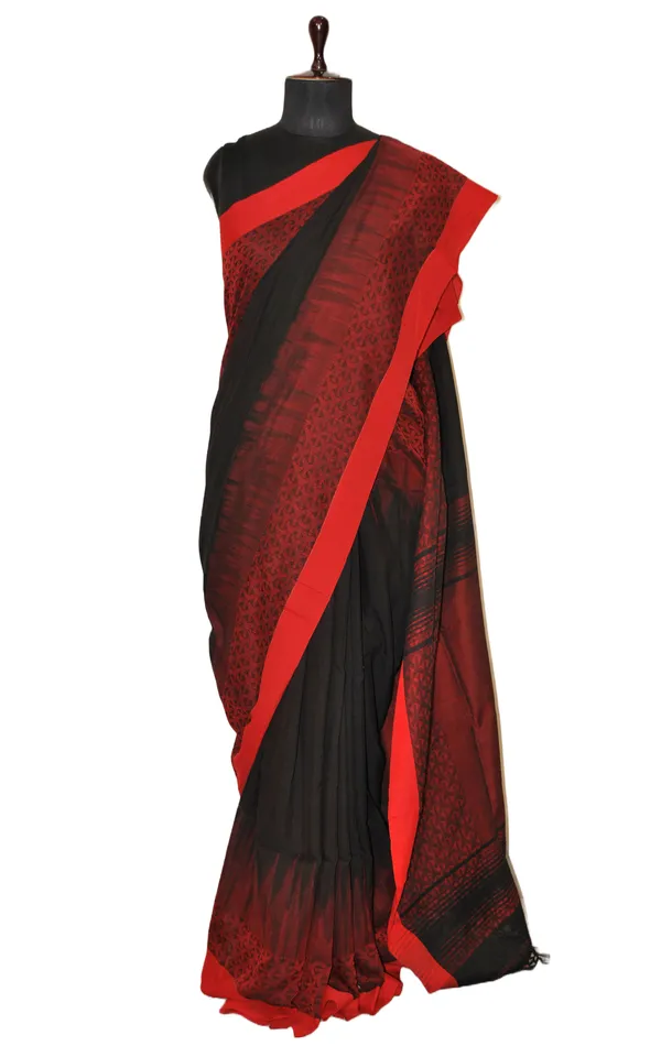 Brocade_Thread_Nakshi_Skirt_Border_Soft_Cotton_Saree_In_Black_And_Crimson_Red