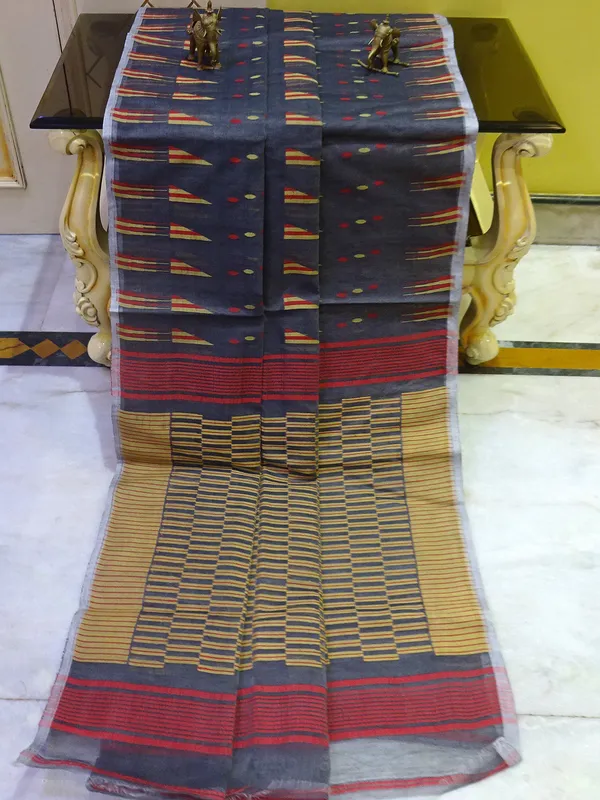 Designer_Geometric_Pattern_Jamdani_Saree_In_Metallic_Grey_Beige_And_Red_Thread_Work