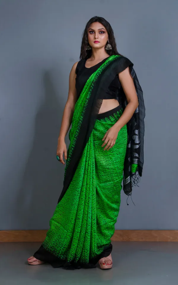 Pure_Handloom_Matka_Shibori_Jamdani_Saree_In_Green_And_Black