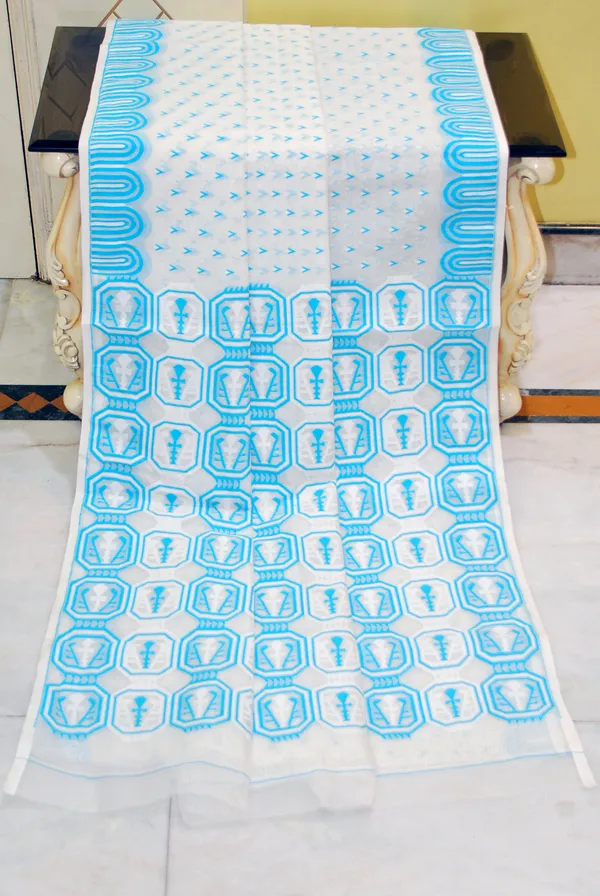 Hand_Woven_Jamdani_Saree_In_Off_White_White_And_Blue