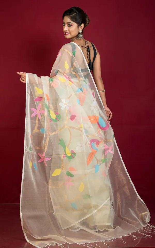 Peacock_And_Floral_Motif_Work_Muslin_Silk_Jamdani_Saree_In_Tulip_White_Golden_And_Multicolor_Thread_Work