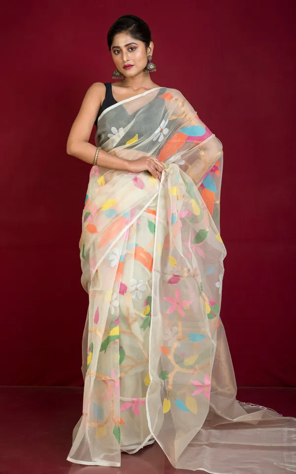 Peacock_And_Floral_Motif_Work_Muslin_Silk_Jamdani_Saree_In_Tulip_White_Golden_And_Multicolor_Thread_Work