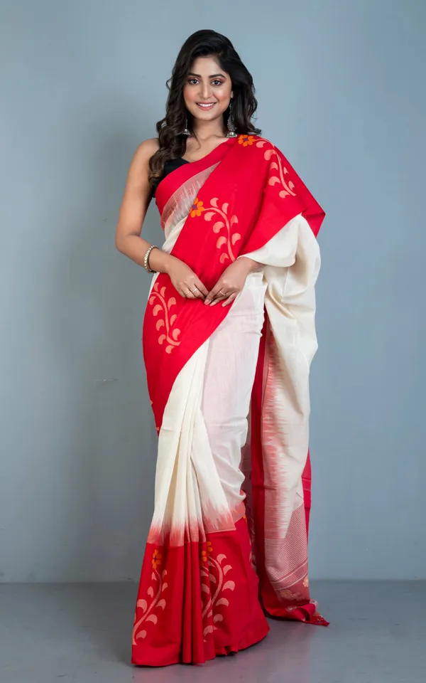 Premium_Quality_Double_Warp_Khaddar_Kadiyal_Skirt_Border_Jamdani_Saree_In_Off_White_And_Red