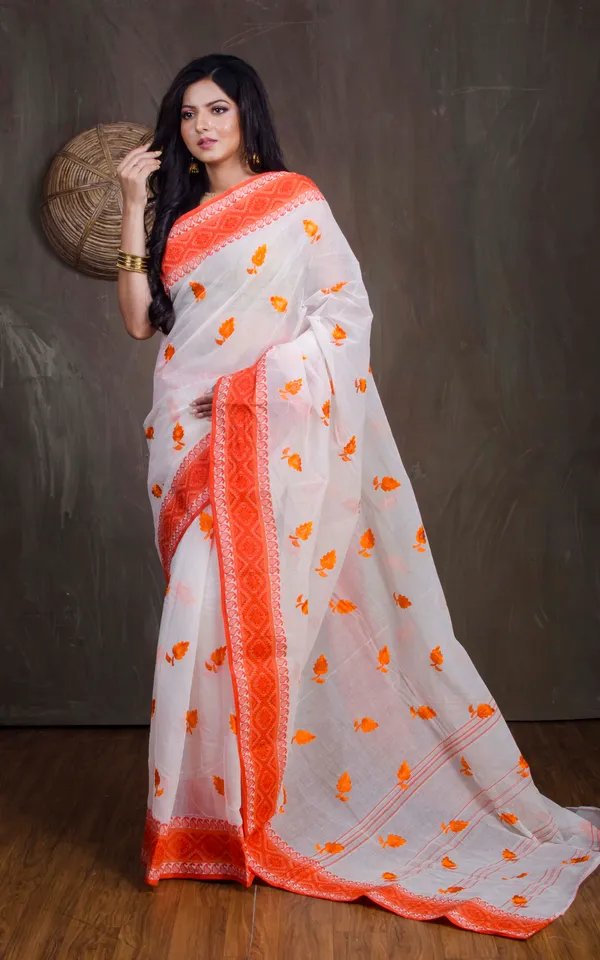 Bengal_Handloom_Cotton_Saree_With_Leaf_Motif_Embroidery_Work_In_Off_White_And_Orange