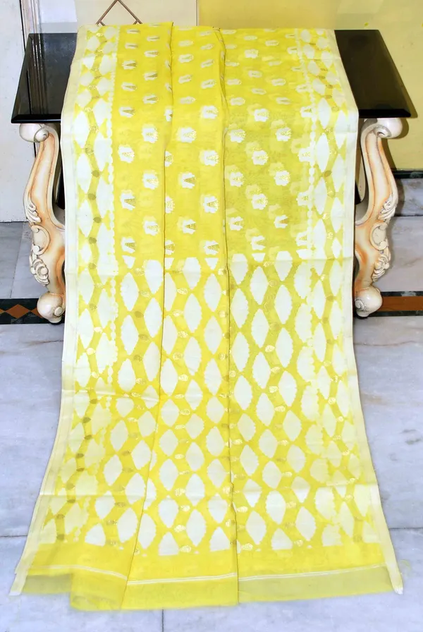 Self_Woven_Nakshi_Work_Cotton_Muslin_Jamdani_Saree_In_Yellow_Off_White_And_Golden