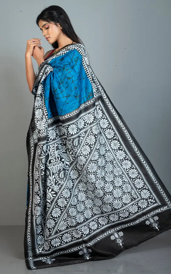 Pure_Silk_Hand_Embroidery_Hand_Batik_Kantha_Stitch_Saree_In_Sapphire_Blue_Black_And_Off_White_Thread_Work