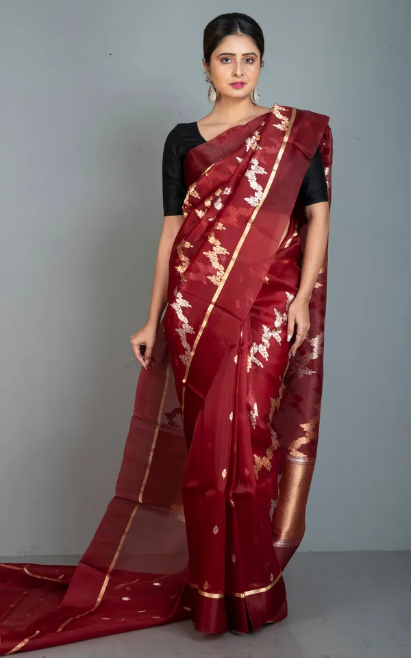 Aara_Work_Satin_Silk_Border_Kora_Silk_Banarasi_Saree_In_Dark_Maroon_With_Matt_Gold_And_Silver_Woven_Zari_Nakshi_Work