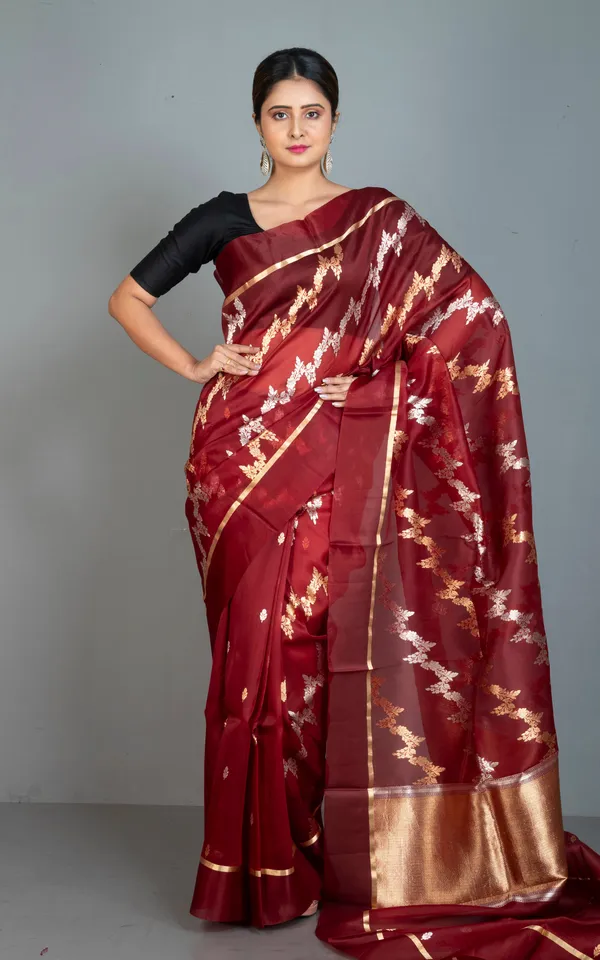 Aara_Work_Satin_Silk_Border_Kora_Silk_Banarasi_Saree_In_Dark_Maroon_With_Matt_Gold_And_Silver_Woven_Zari_Nakshi_Work