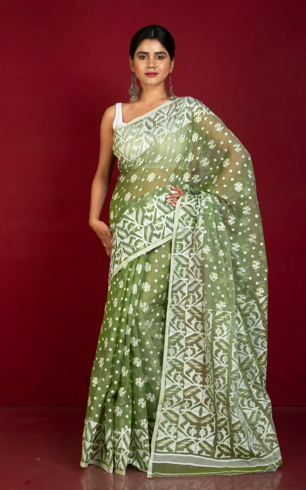 Solapuri_Work_Jamdani_Saree_In_Pickle_Green_White_And_Golden