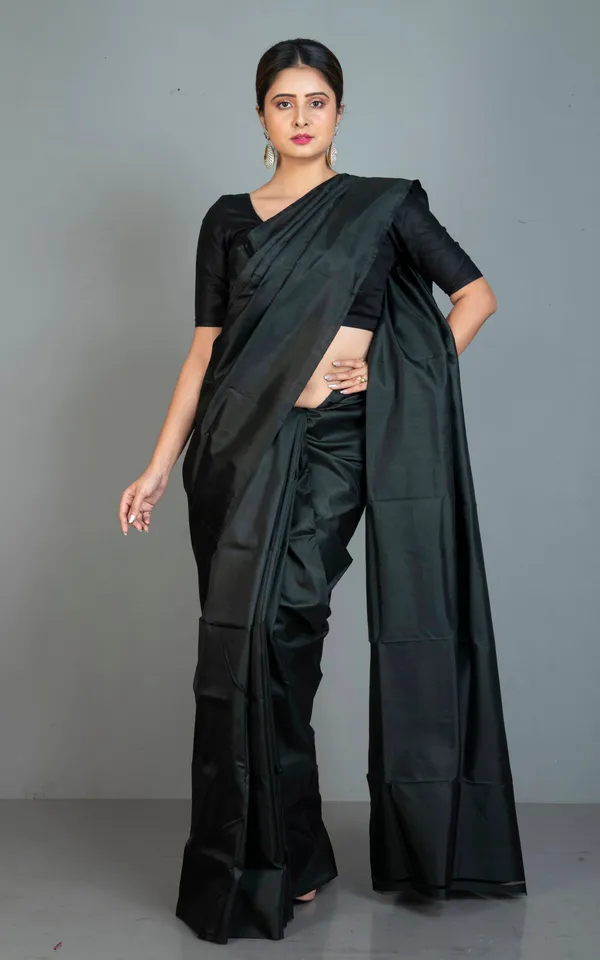 Soft_Woven_Bishnupuri_Katan_Silk_Saree_In_Raven_Black