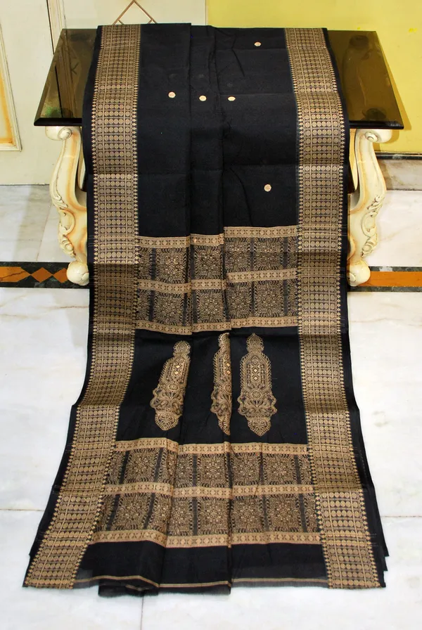 Medium_Size_Thread_Nakshi_Border_Premium_Quality_Bengal_Handloom_Cotton_Saree_In_Black_And_Beige