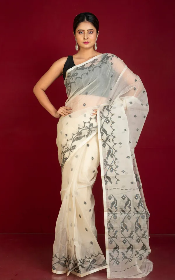 Premium_Quality_Traditional_Karat_Work_Silk_Jamdani_Saree_In_Parchment_White_And_Black