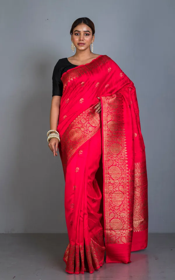Hand_Woven_Dupion_Tussar_Raw_Silk_Saree_In_Bright_Red_And_Antique_Golden