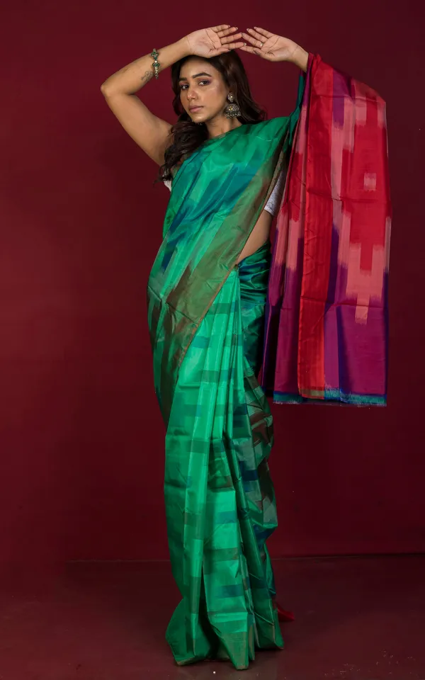Bishnupuri_Pochampally_Ikkat_Silk_Saree_In_Myrtle_Green_Red_And_Multicolor