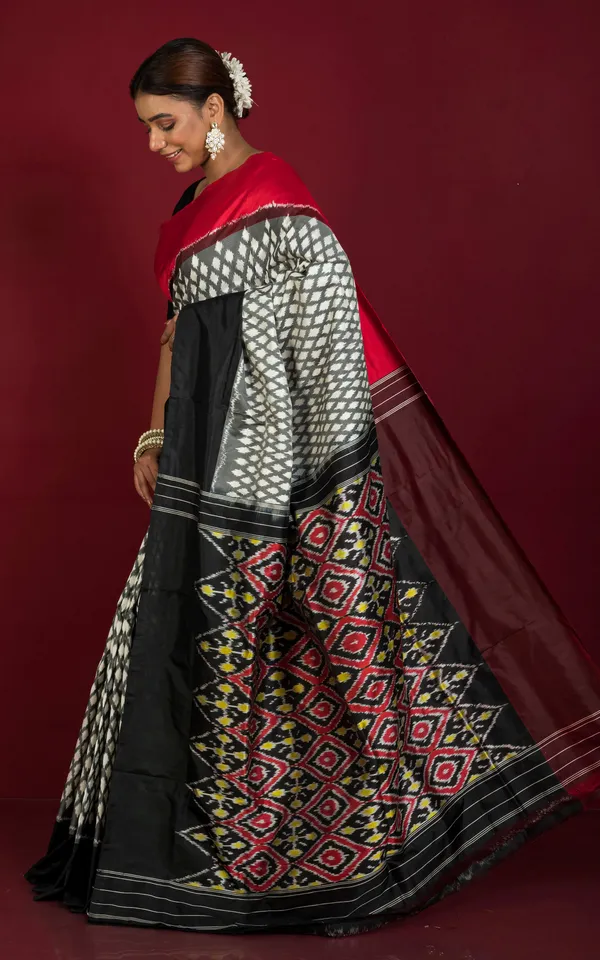 Designer_Ganga_Jamuna_Border_Ikkat_Pochampally_Silk_Saree_In_Off_White_Red_Black_Grey_And_Yellow