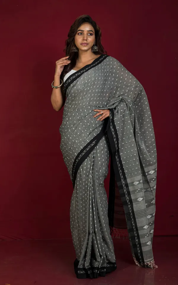 Woven_Nakshi_Work_Authentic_Khaddar_Cotton_Jamdani_Saree_In_Grey_Off_White_And_Black
