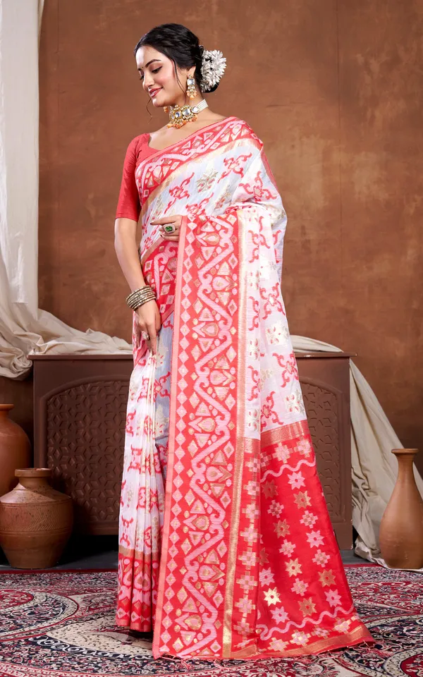 Traditional_Skirt_Nakshi_Work_Soft_Jamdani_Saree_In_Off_White_Red_And_Golden