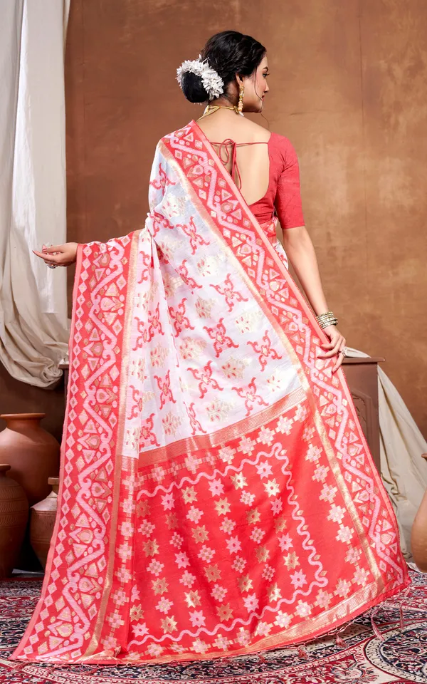 Traditional_Skirt_Nakshi_Work_Soft_Jamdani_Saree_In_Off_White_Red_And_Golden