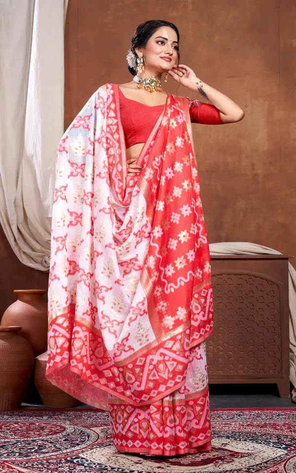 Traditional_Skirt_Nakshi_Work_Soft_Jamdani_Saree_In_Off_White_Red_And_Golden