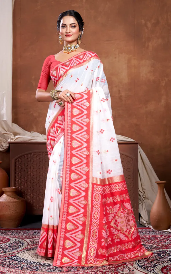 Traditional_Skirt_Nakshi_Work_Soft_Jamdani_Saree_In_Off_White_Red_And_Golden