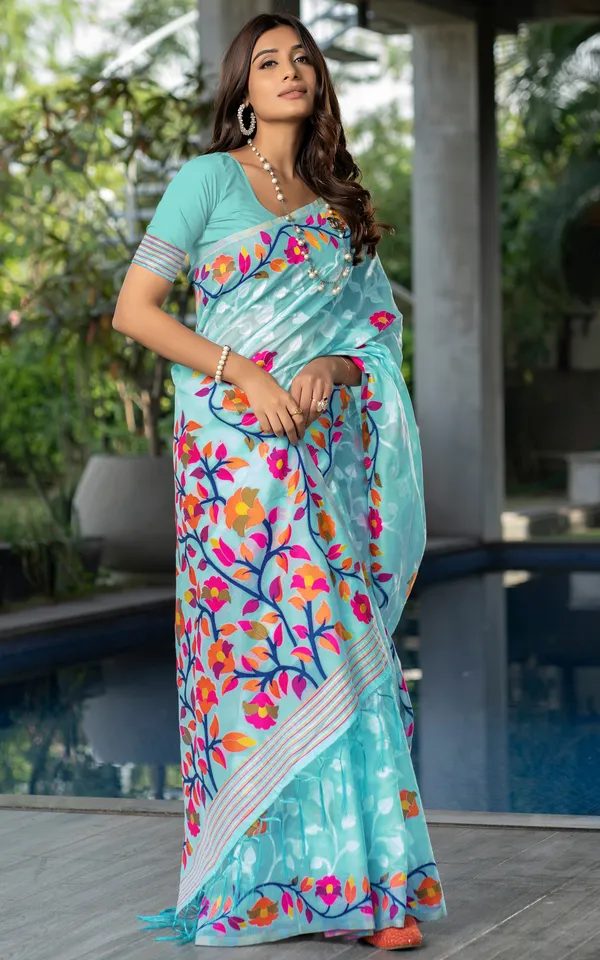 Tantuja_Inspired_Traditional_Woven_Floral_Nakshi_Soft_Jamdani_Saree_In_Sky_Blue_Off_White_Hot_Pink_And_Multicolor