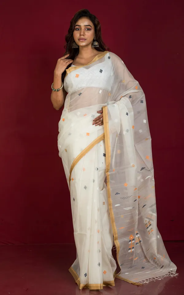 Poth_Contrast_Border_Muslin_Silk_Jamdani_Saree_In_Off_White_Ecru_Pale_Orange_And_Black
