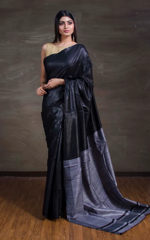 Hand_Woven_Soft_Staple_Ghicha_Tussar_Saree_In_Black_And_Grey