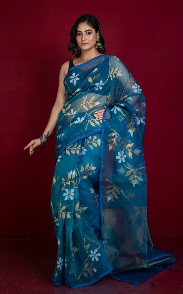 Premium_Poth_Muslin_Silk_Jamdani_Saree_With_Jaal_Floral_Work_In_Peacock_Blue_Off_White_And_Golden