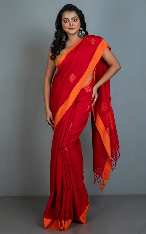 Hand_Woven_Poth_Soft_Cotton_Saree_In_Crimson_Red_Gold_And_Orange