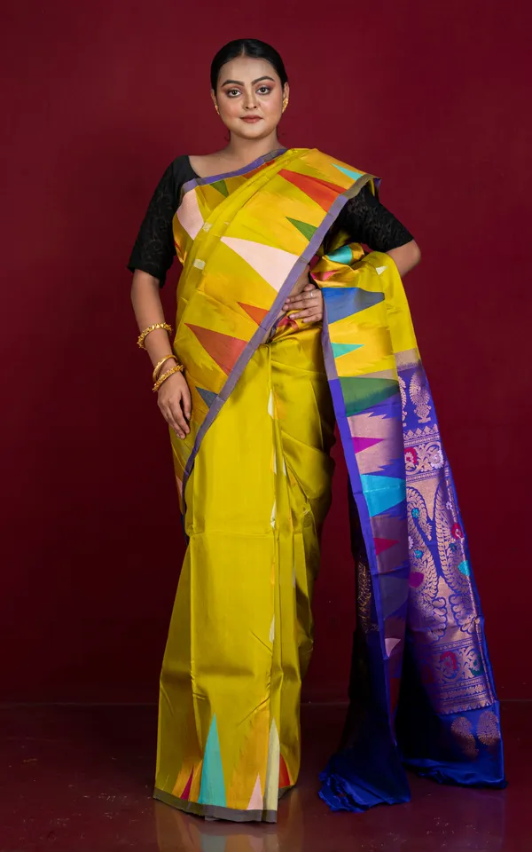 Exclusive_Mahapar_Crowned_Temple_Border_Gadwal_Silk_Saree_In_Olive_Yellow_Royal_Blue_Golden_And_Multicolor_Weave