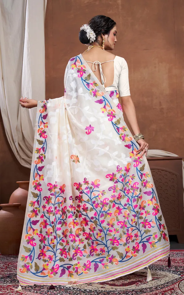 Meenakari_Inspired_Traditional_Woven_Floral_Nakshi_Soft_Jamdani_Saree_In_Cream_Off_White_And_Multicolor