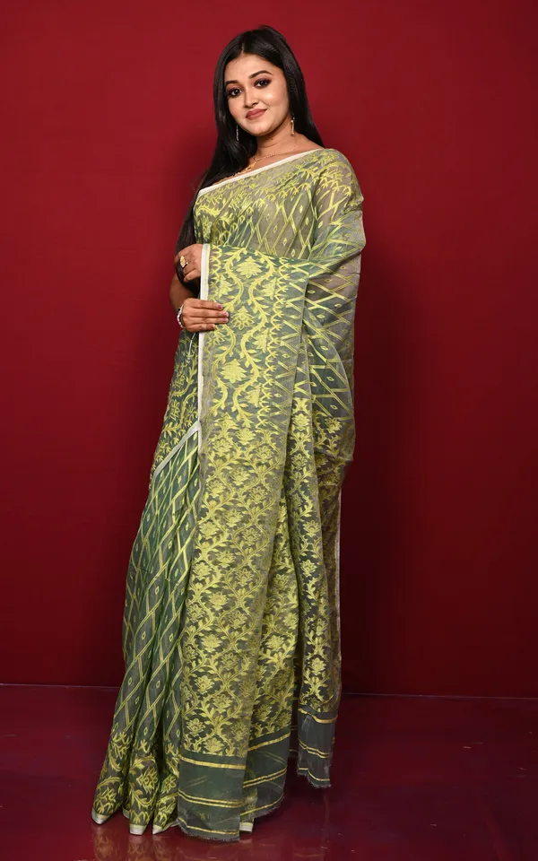 Traditional_Soft_Jamdani_Saree_In_Sage_Green_Pastel_Yellow_And_Muted_Golden