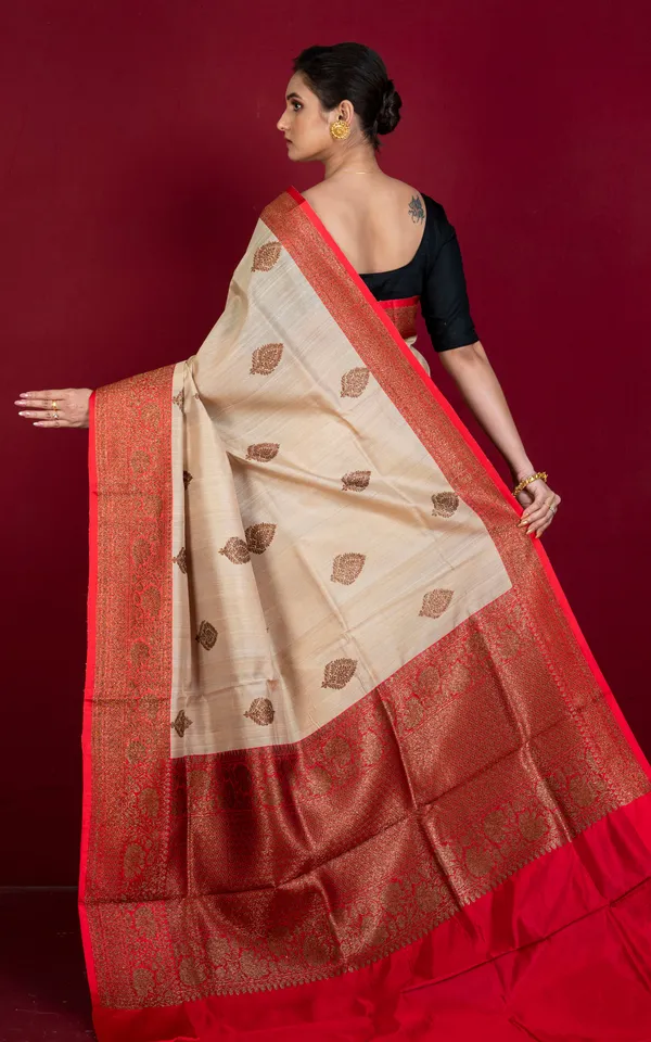 Premium_Quality_Tussar_Banarasi_Silk_Saree_In_Beige_And_Red