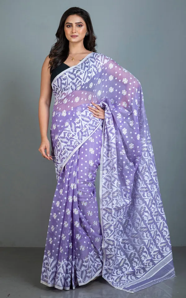 Solapuri_Work_Jamdani_Saree_In_Lavender_White_And_Golden