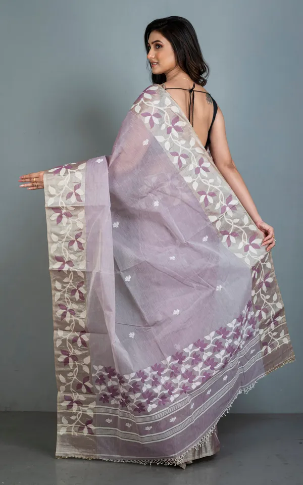 Tussar_Silk_Hand_Woven_Lotus_Nakshi_Border_Cotton_Dhakai_Jamdani_Saree_In_Lilac_Off_White_And_Golden_Beige