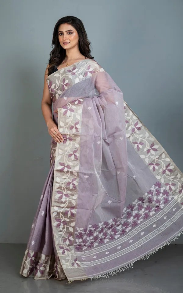 Tussar_Silk_Hand_Woven_Lotus_Nakshi_Border_Cotton_Dhakai_Jamdani_Saree_In_Lilac_Off_White_And_Golden_Beige